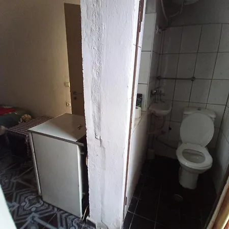 Apartament Pine Private 17 Tirana